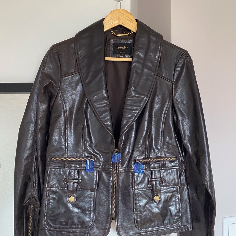 LAUNDRY by Shelli Segal NWOT Vintage Leather Jacket w/detachable fur collar. - Picture 9 of 15